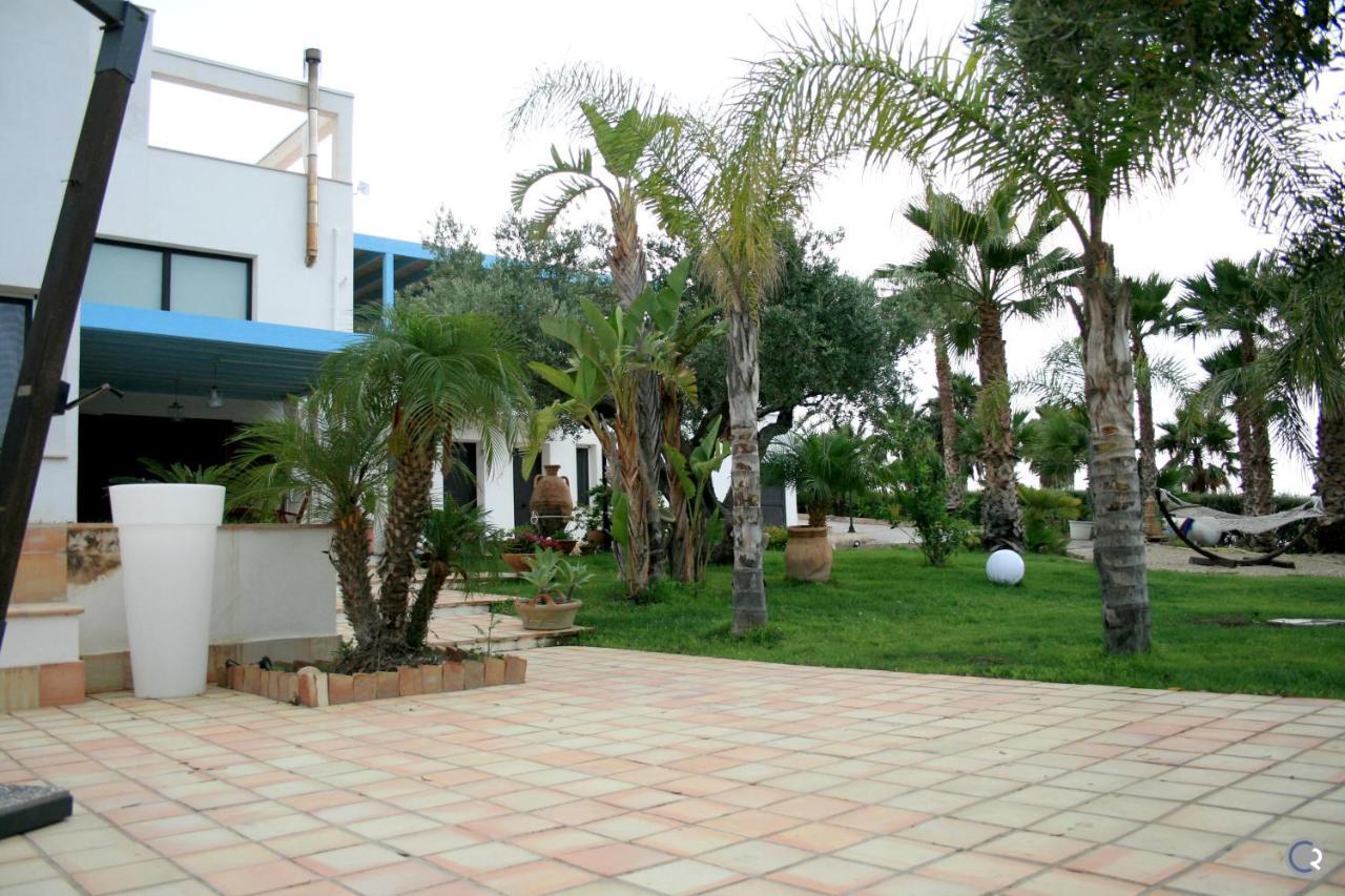 Punta Bianca Suite & Home Experience Агридженто Экстерьер фото